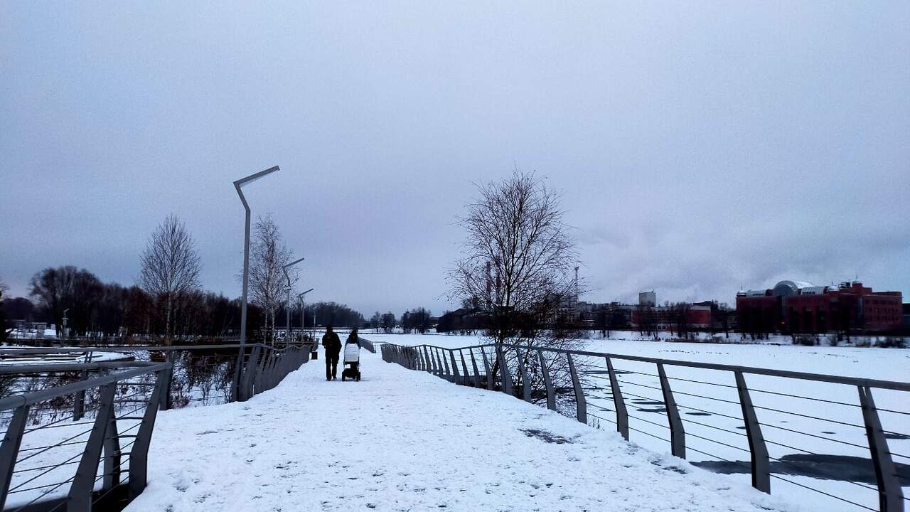 За несколько дней до майских праздников весна в...