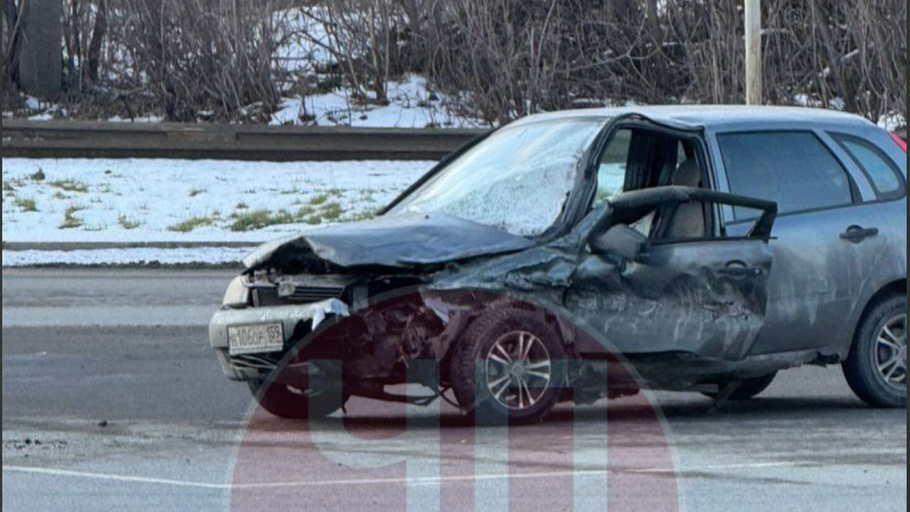 Известно, что водитель «Лады» оказался в больнице