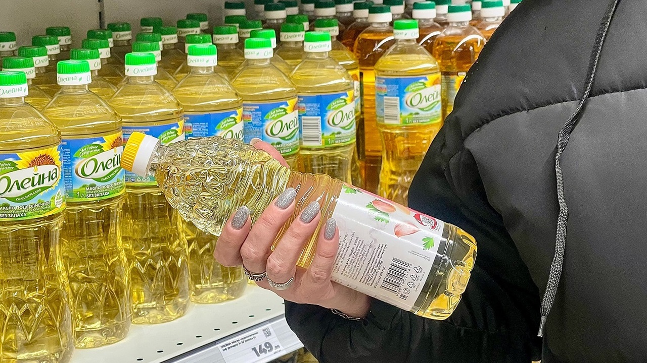 Янтарная гадость в бутылке: Роскачество обнаружило худшее растительное масло — список опубликован Роскачество: какое подсолнечное масло на самом ...