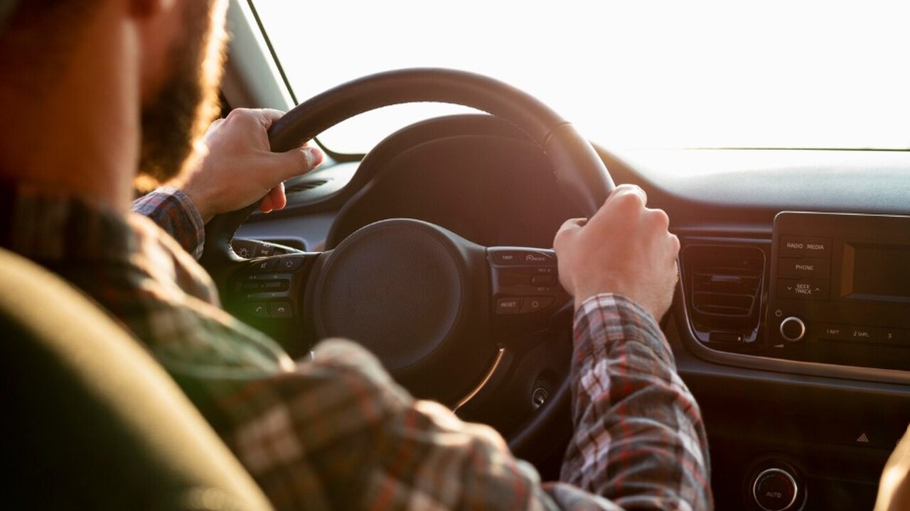 Разбираемся, как разблокировать руль в машине В процессе эксплуатации автомобиля могут возник...