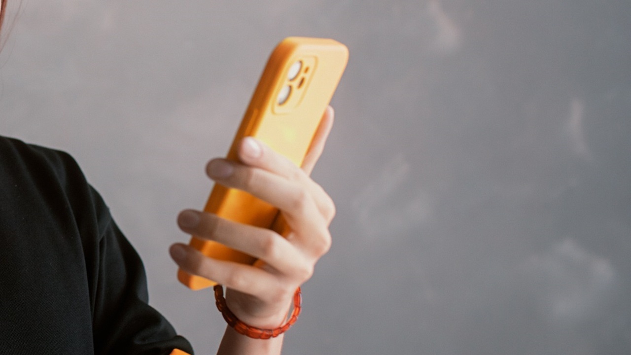 Сеть «Альфа-Мобайл», созданная Альфа-Банком на ...