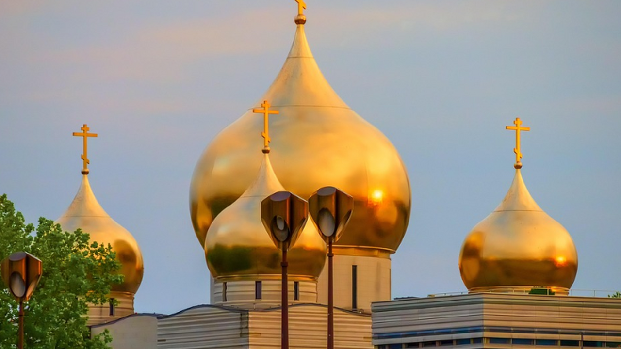 В РПЦ перечислили заблуждения, связанные с обрядами поминок В РПЦ обратили внимание на распространённое выр...