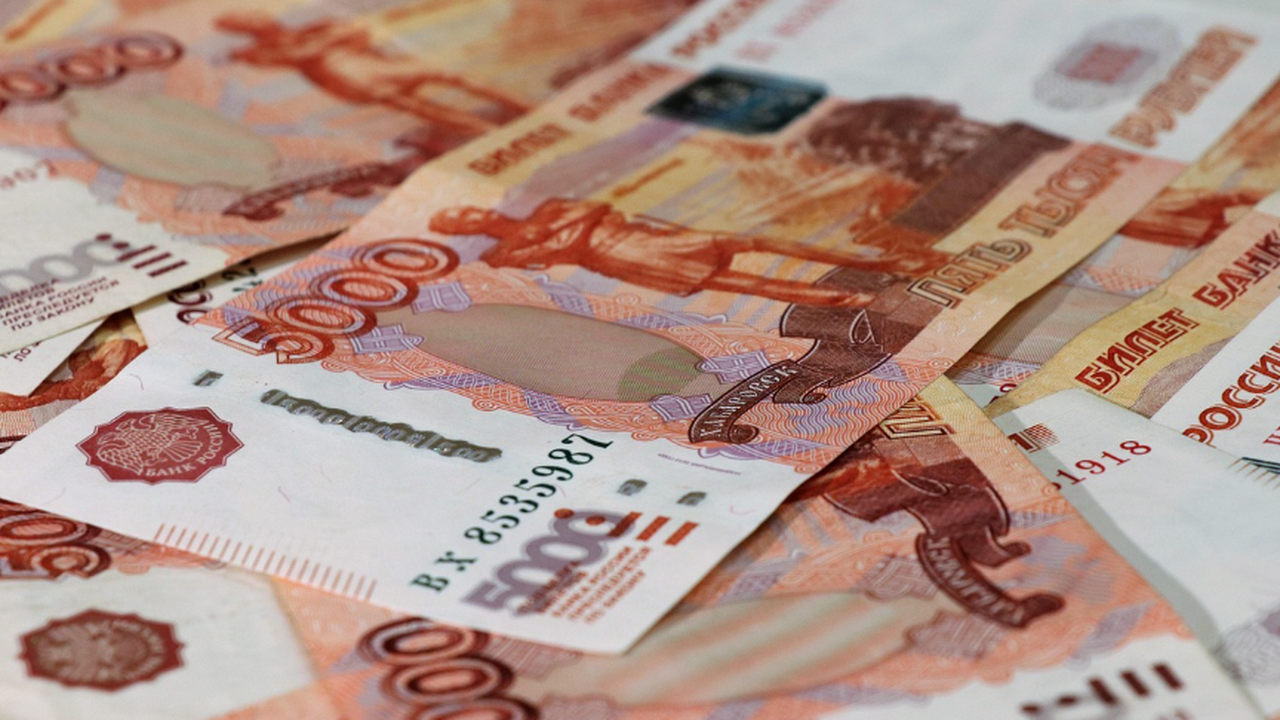 Коснется всех россиян с 1 августа, у кого дома лежат купюры в 5 000 рублей Эксперты считают, что это повысит доверие к рос...