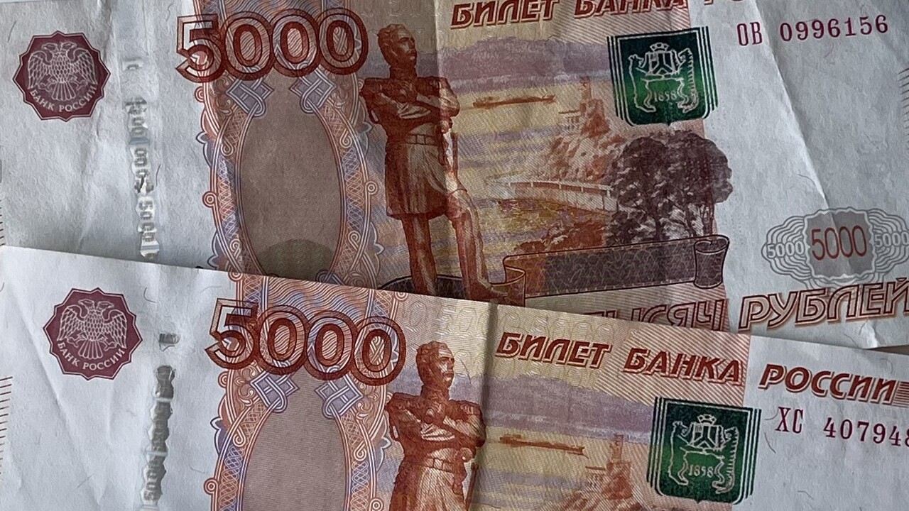 Работодатель обязан перечислить отпускные сотру...