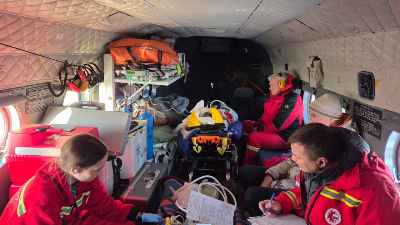 Из Соликамска в Пермь санавиацией эвакуировали троих пострадавших в ДТП Министр здравоохранения Пермского края Анастаси...