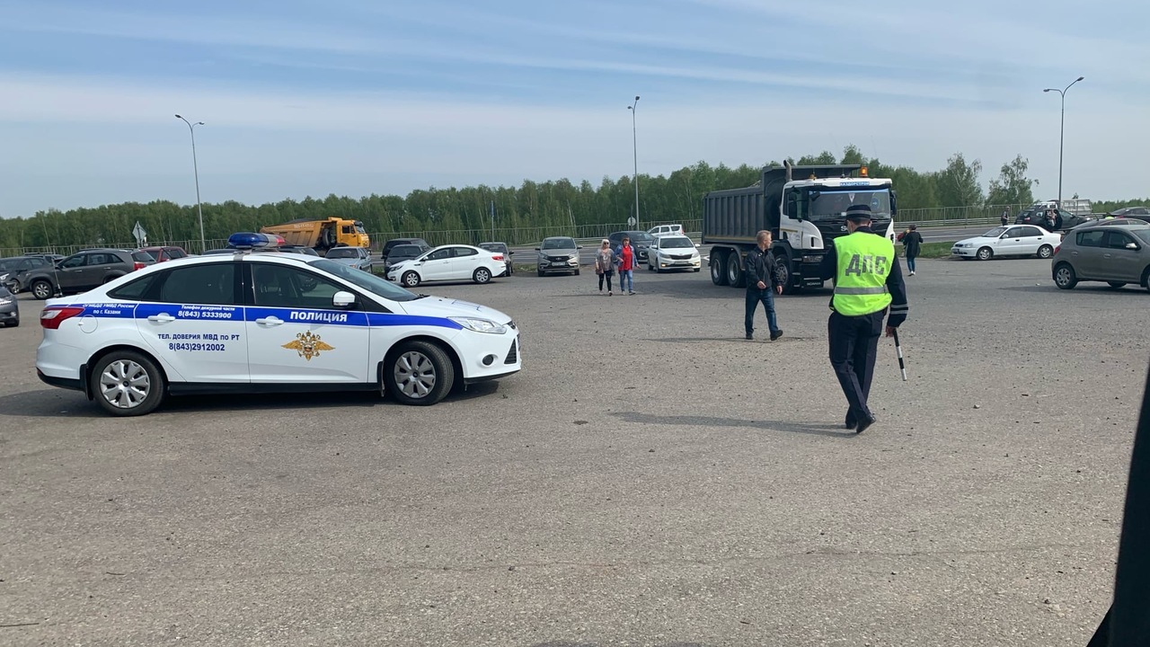 «ГАИшник был уверен в своей правоте»: пенсионер привел один аргумент и поставил инспектора в тупик Знание правил дорожного движения помогает водит...