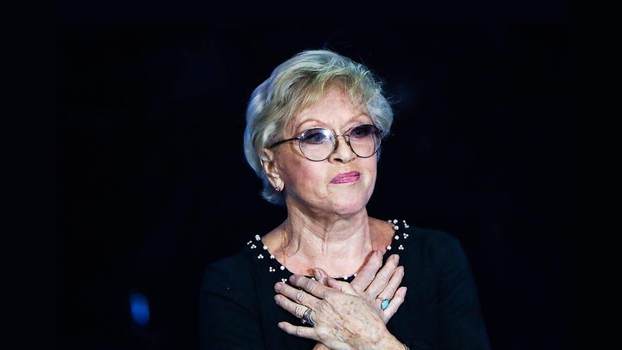 Почему люди остаются одинокими в старости: сенсационный ответ 90-летней Алисы Фрейндлих Когда внуки не ищут общения: поколенческий разр...