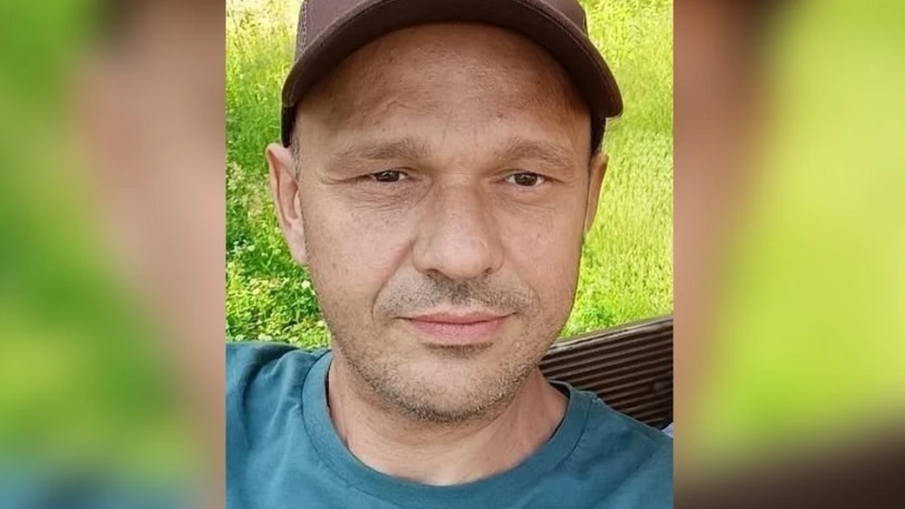 В Красновишерске простились с бойцом Романом Тимофеевым, погибшим в зоне СВО 17 мая в Красновишерске прошли похороны бойца Р...