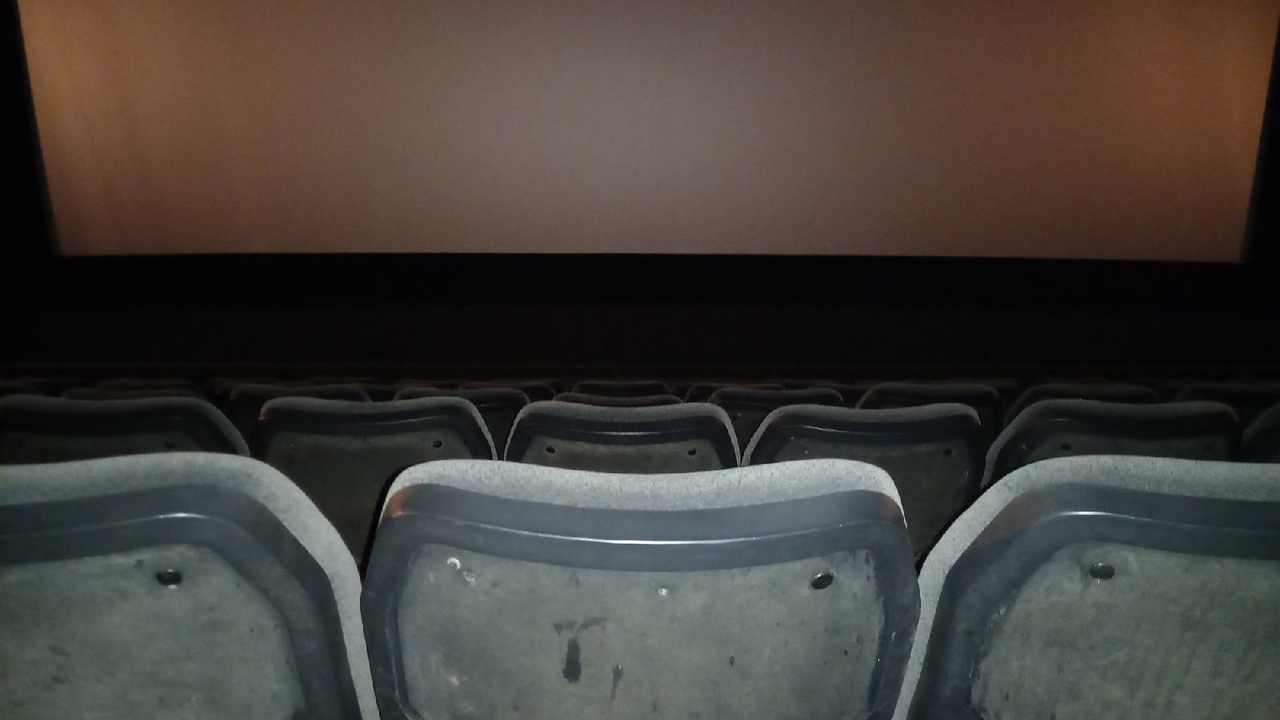 В Перми кинотеатры вернули часть зрителей за счет снижения цен Средняя стоимость билета в кинотеатрах Перми сн...