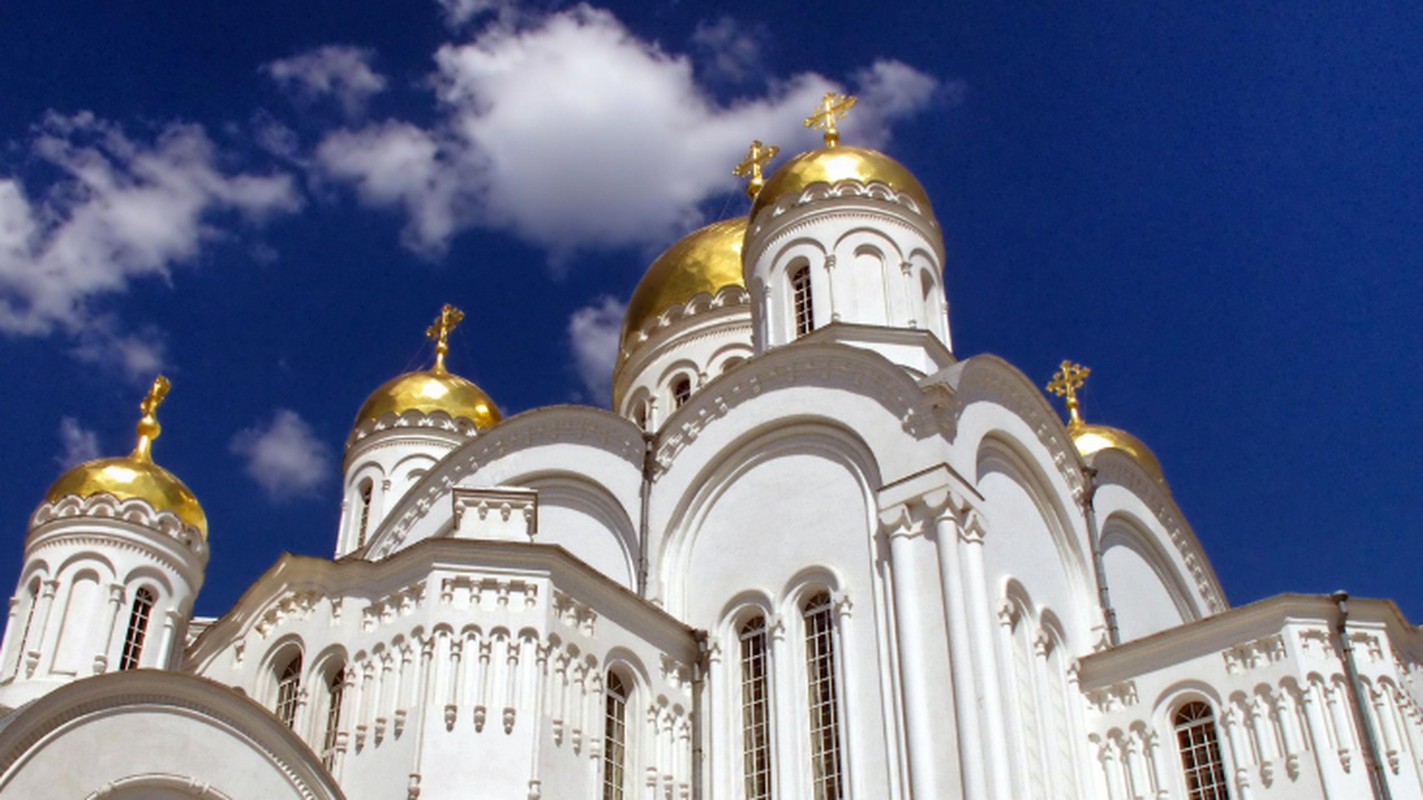 В РПЦ рассказали, какую икону лучше поставить на рабочий стол Медикам, например, рекомендуют...