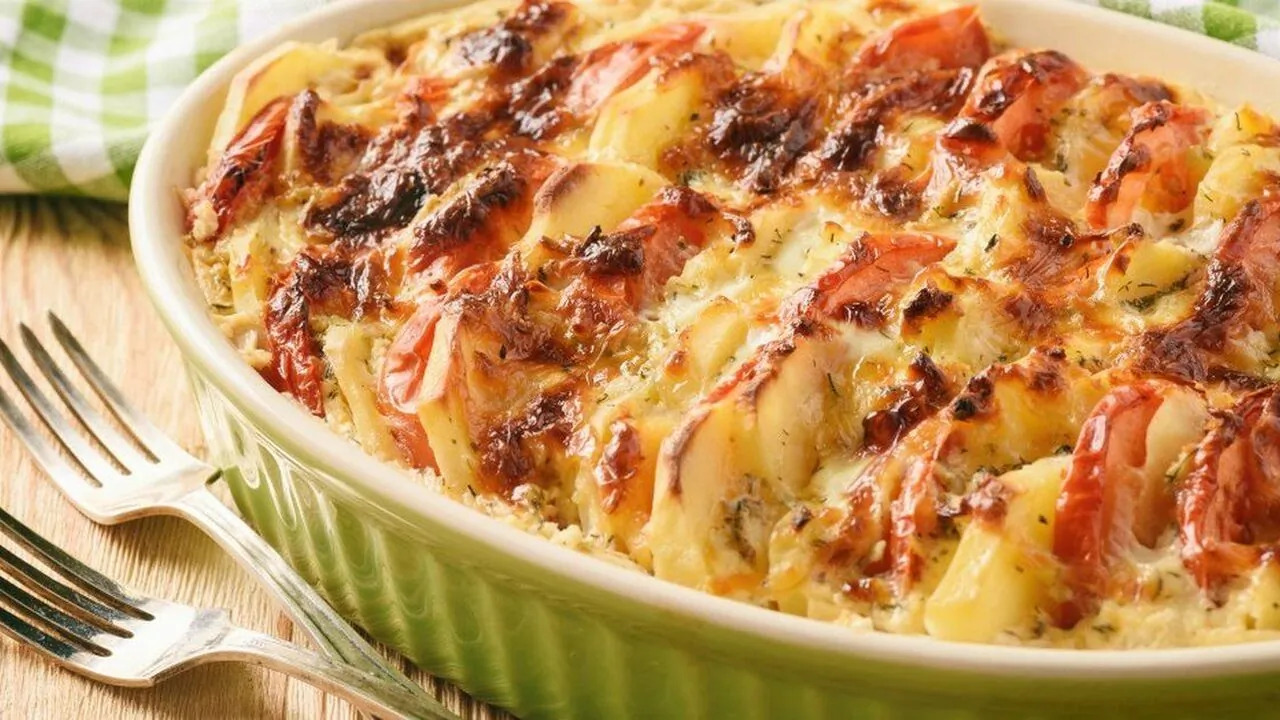 Мясо по-французски — это вкусное и привычное бл...