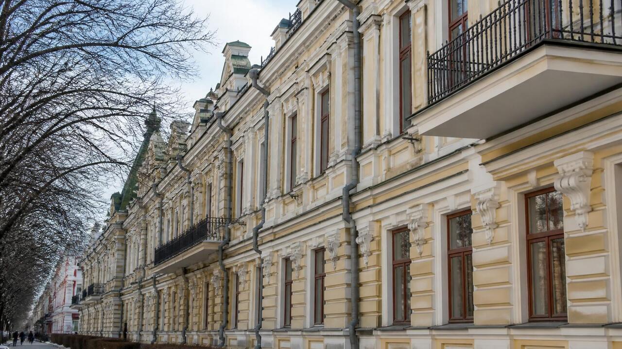 В Прикамье 30 исторических зданий выставят на торги В Пермском крае на торги выставят 30 историческ...