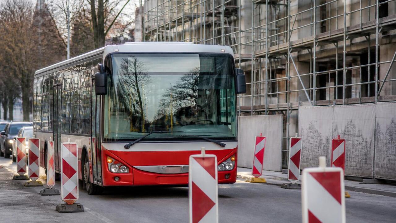 В Перми изменят схему и расписание нескольких автобусов В Перми с 11 июля изменят схему и расписание ав...