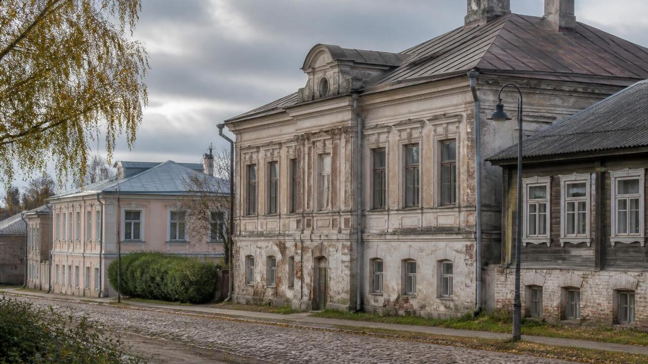 В Усолье пять исторических зданий сдадут в аренду за рубль за кв. м В Усолье ищут инвесторов для восстановления пят...