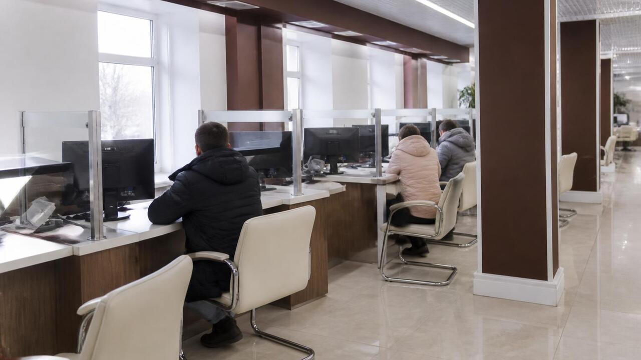 В МФЦ Пермского края появились семь новых налоговых услуг С 20 июля в МФЦ Пермского края доступны семь но...