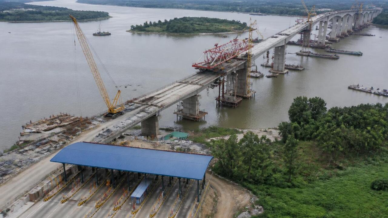 Пункт взимания платы за проезд по Чусовскому мосту установят на правом берегу Чусовой На правом берегу Чусовой установят пункт взиман...