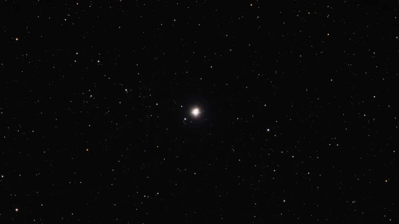 Астрономы, изучив данные радиальных скоростей з...