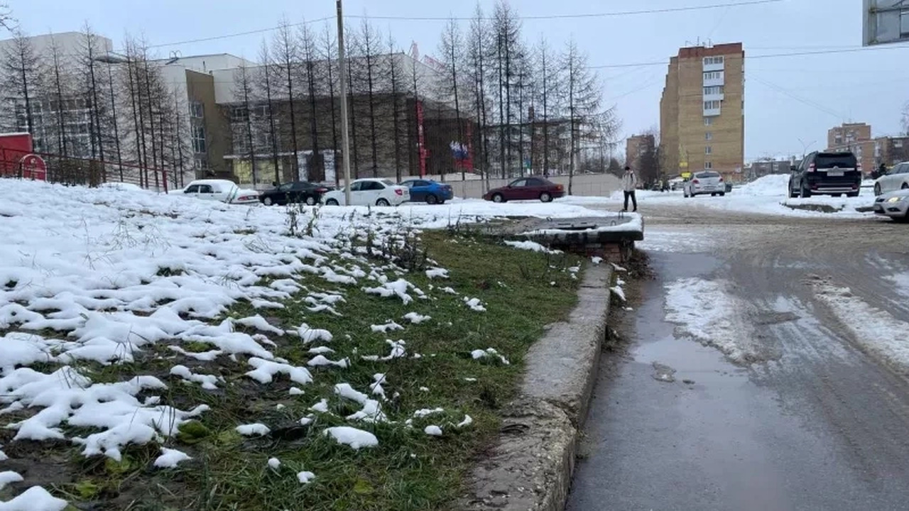 Холод придет внезапно и без стука: Вильфанд сказал, когда закончится тёплая погода В России ожидаются заморозки до -6°C: синоптики...