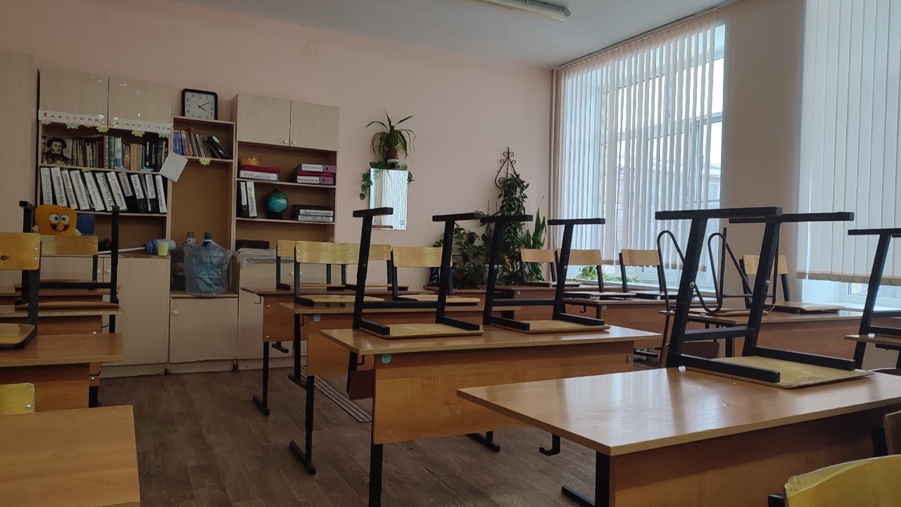 В 10 класс придется поступать всем: школьников ошарашили строгим решением по системе обучения В 2025 году российская система образования сдел...