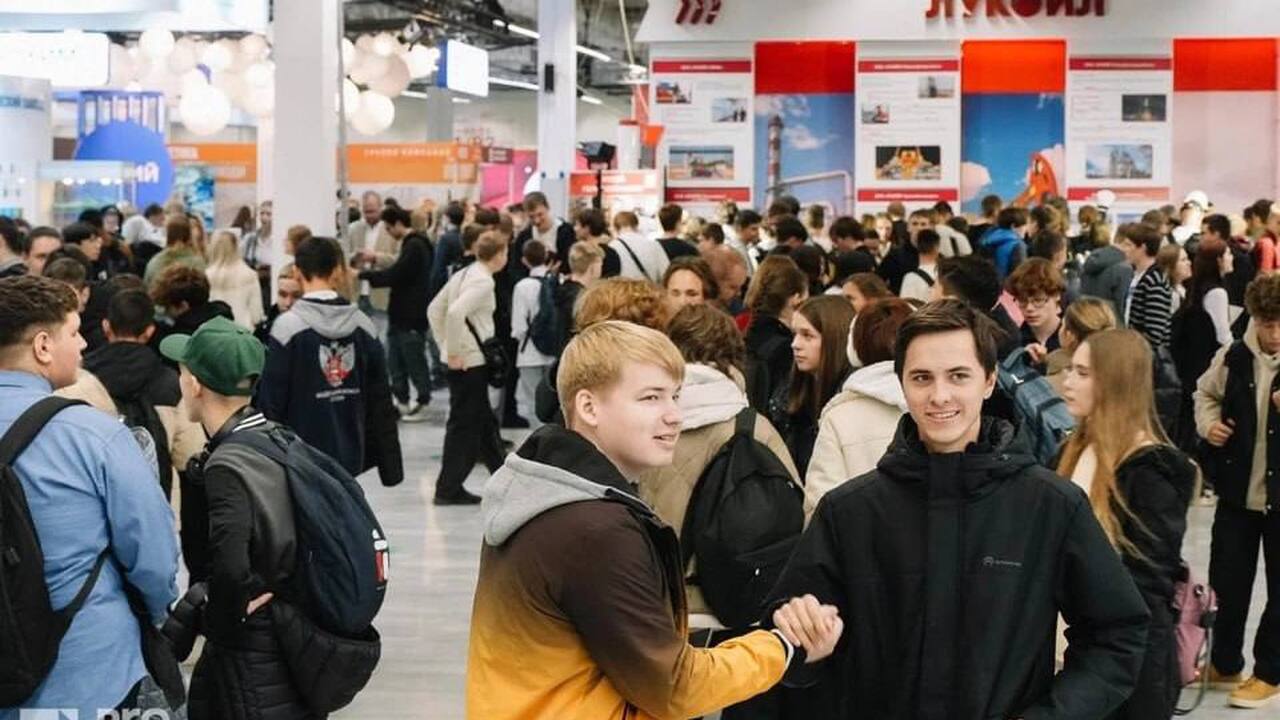 Форум «Образование и карьера» собрал почти 35 тысяч участников в Перми С 2 по 5 октября в выставочном комплексе «Пермь...