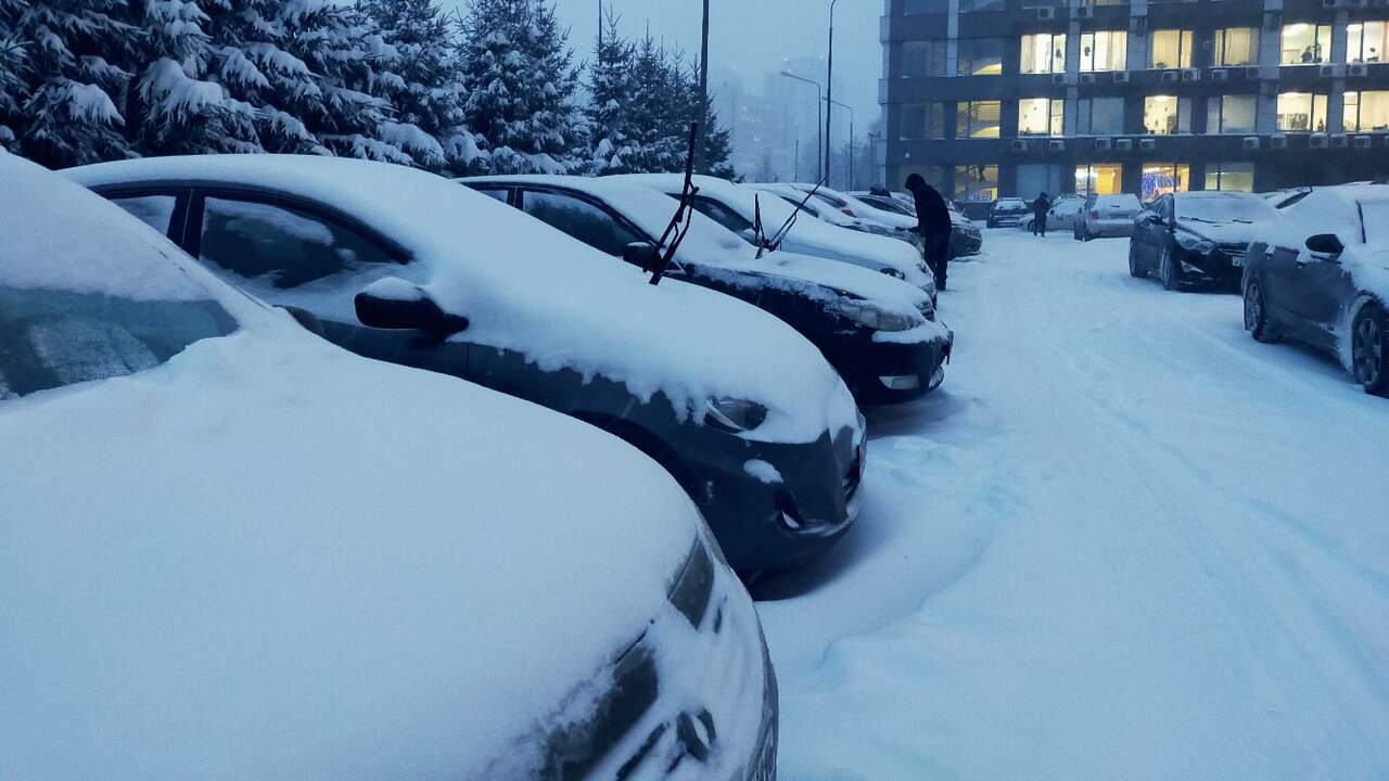 В Центральную Россию внезапно возвращается зима...