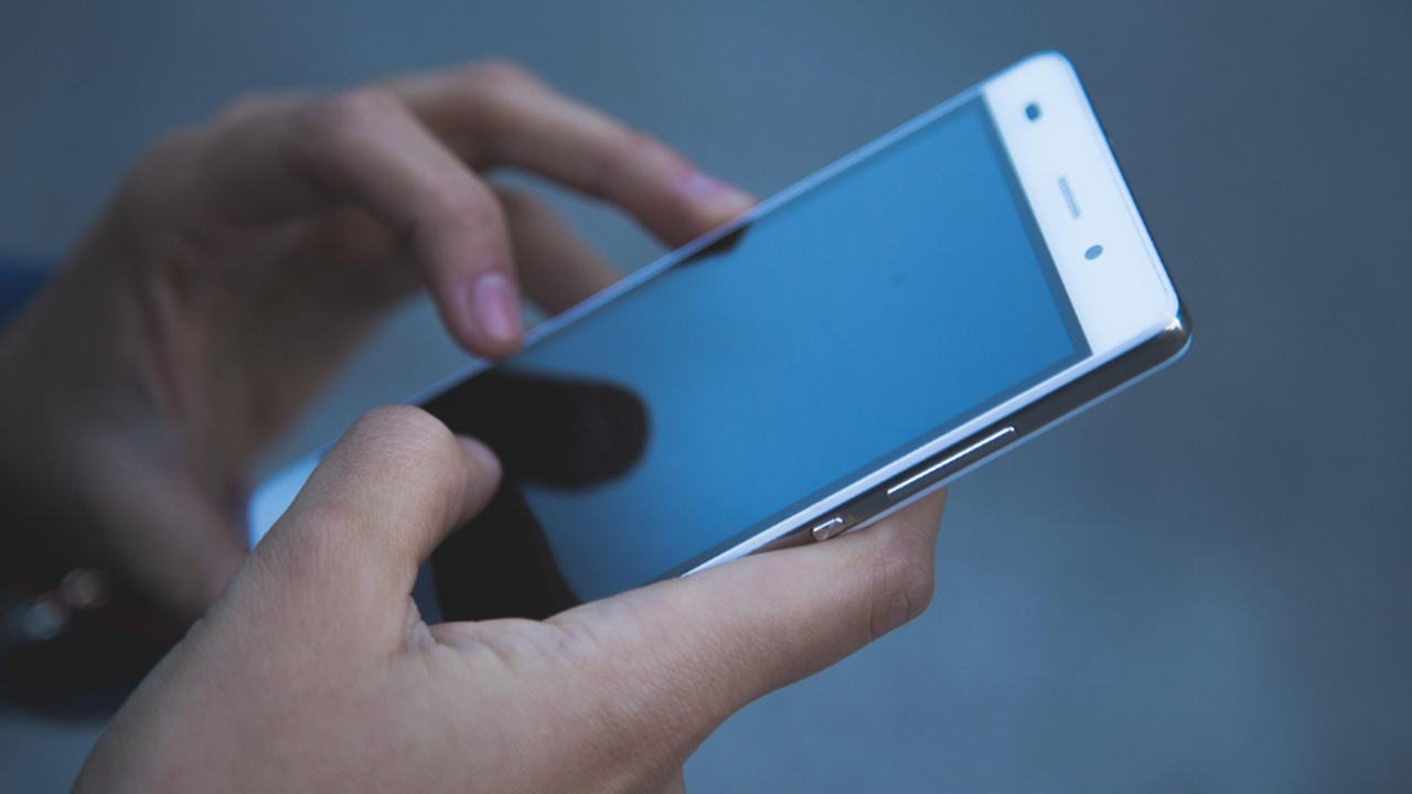 Google даёт ИИ доступ к личным сообщениям на Android Недавнее обновление искусственного интеллекта G...