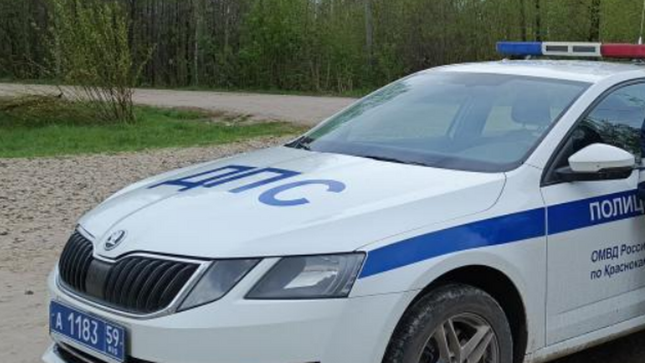 Стали известны подробности аварии с влетевшим в ограждение авто в Перми По информации городской полиции, авария произош...