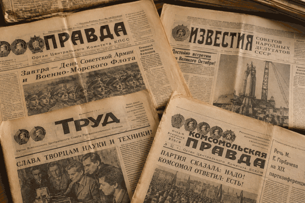 В СССР старые газеты не выбрасывали: 5 применений, которые и сегодня могут пригодиться дома
