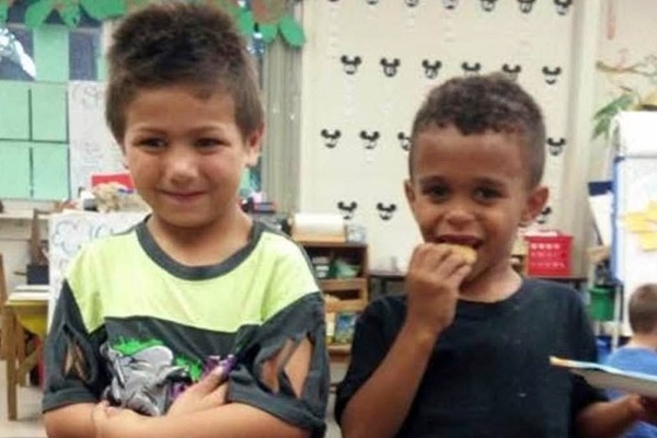 Дети выкопали пещеру и оказались заживо погребены в ней во Флориде