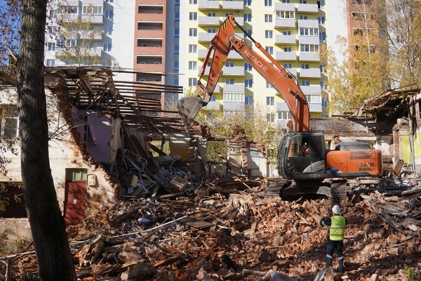 В Перми в 2025 году ликвидировали 143 аварийных дома