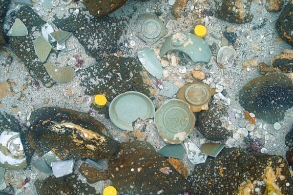 Селадоновые чаши из Кореи прекрасно сохранились после 900 лет на морском дне