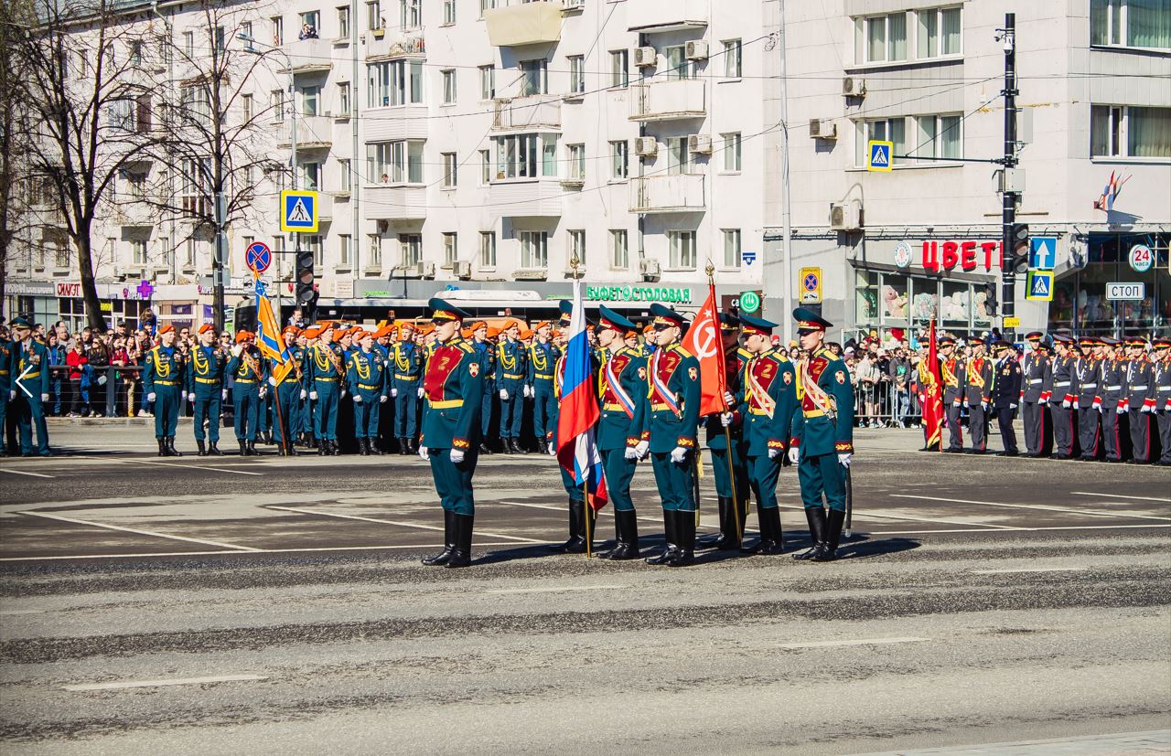 Фото с парада победы пермь