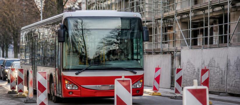 В Перми изменят схему и расписание нескольких автобусов В Перми с 11 июля изменят схему и расписание ав...
