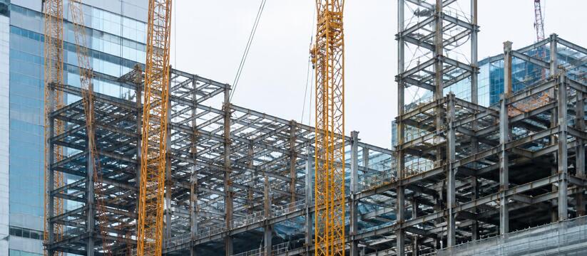В Перми начали возводить каркас нового корпуса строительного колледжа В Перми началось возведение каркаса нового корп...