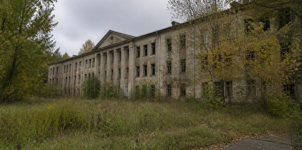 В Перми цена бывшего профтехучилища на улице Зе...