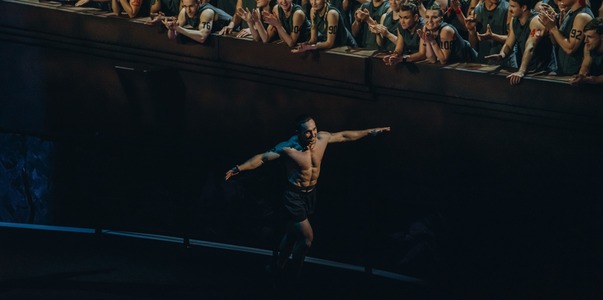 От школьного стадиона до шоу «Титаны»: путь Арс...