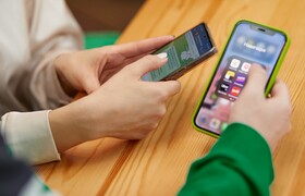 В салонах оператора связи заработали мини-офисы...