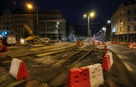 На перекрестке Куйбышева и Ленина в Перми огран...