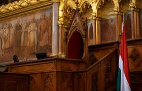 Спикер парламента Венгрии временно станет прези...
