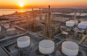 США на грани топливного кризиса из-за рекордной...