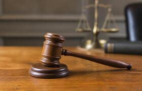 В США мужчина похитил школьницу и четыре года д...
