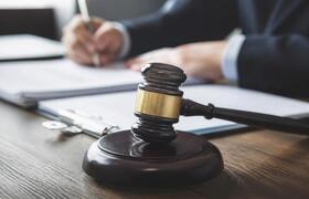 В Соликамске осудят 19-летнего парня за продажу...