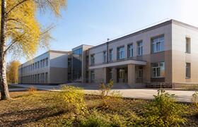 В Большом Гондыре к учебному году готов новый к...