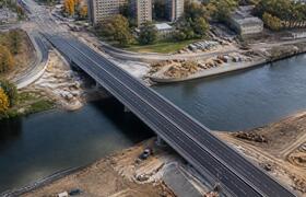 В Перми завершили асфальтирование нового моста ...
