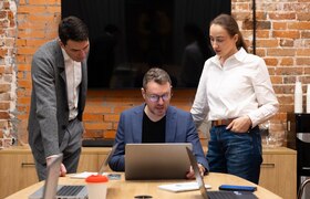 Исследование: каждая вторая компания выбирает т...