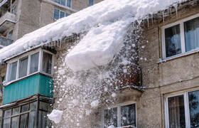 В Прикамье расследуют обвал снега, под который ...